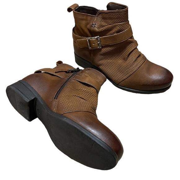 Miz Mooz Wide Width Leather Ankle Boots with Buckle Suzy Hazelnut EU 37 NIB - Picture 12 of 13